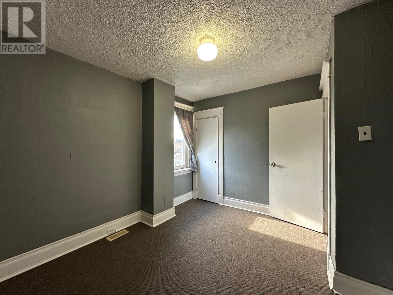 731 Simpson St, Thunder Bay, Ontario  P7C 3K2 - Photo 8 - TB2600835
