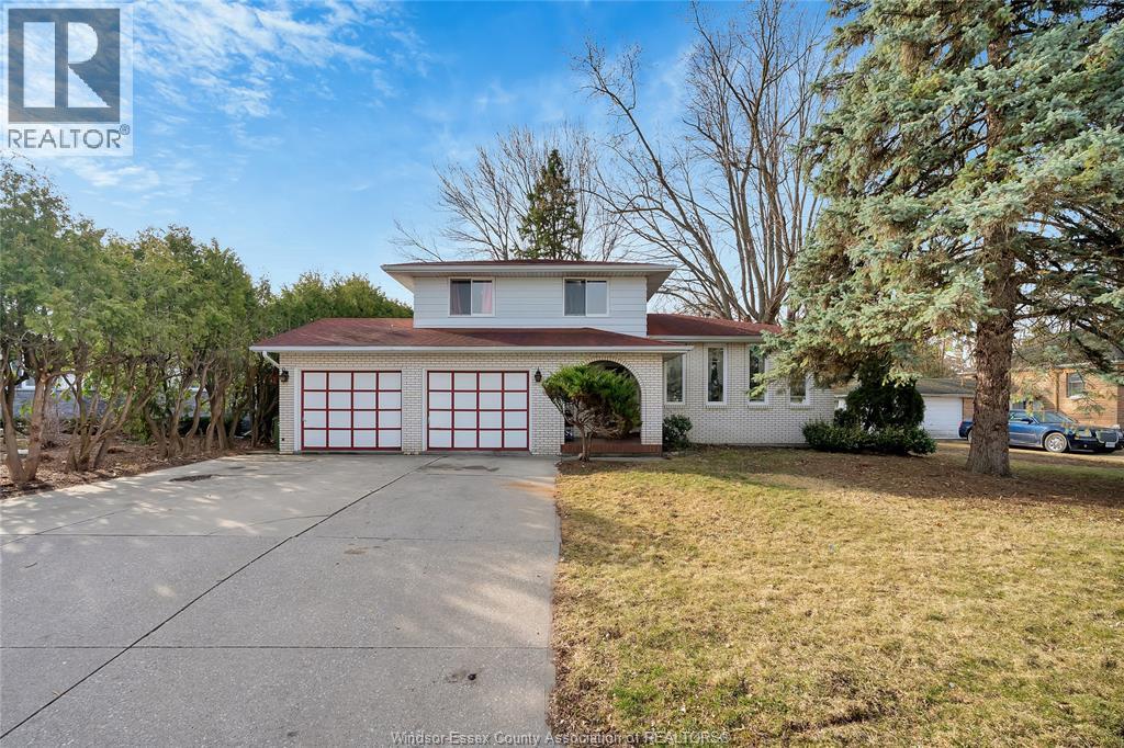 MLS# 26009486: 655 ROSELAND DRIVE South, Windsor, Canada