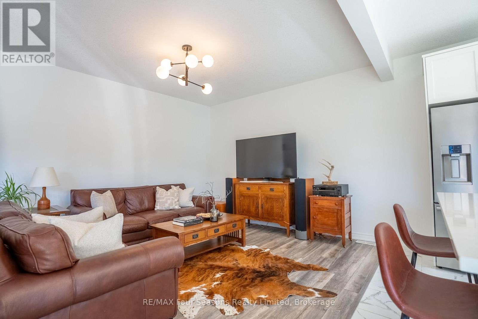 33 Kerr Street, Collingwood, Ontario  L9Y 4B6 - Photo 12 - S13056250