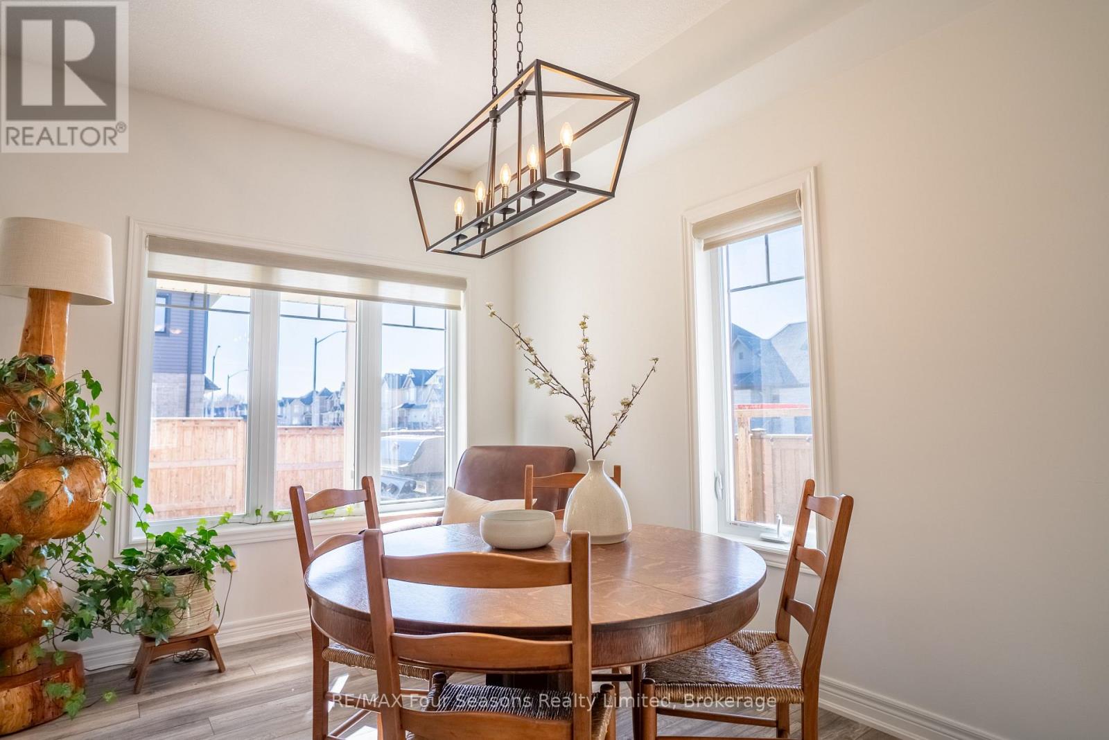 33 Kerr Street, Collingwood, Ontario  L9Y 4B6 - Photo 14 - S13056250