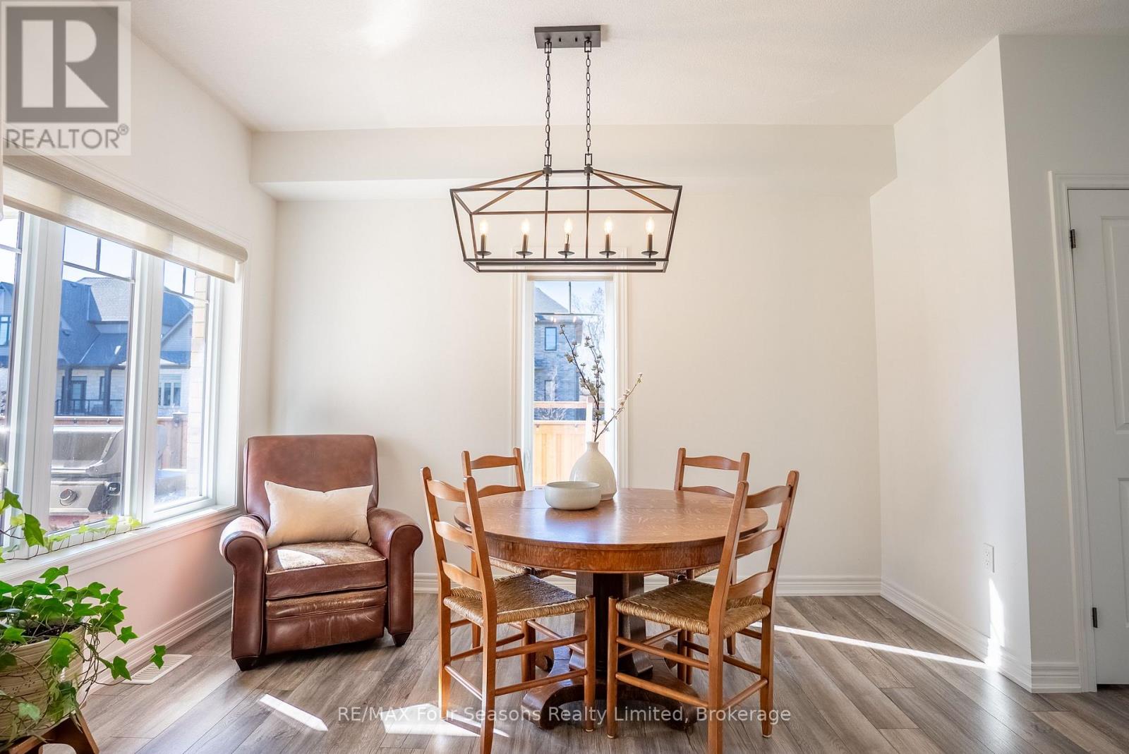 33 Kerr Street, Collingwood, Ontario  L9Y 4B6 - Photo 15 - S13056250