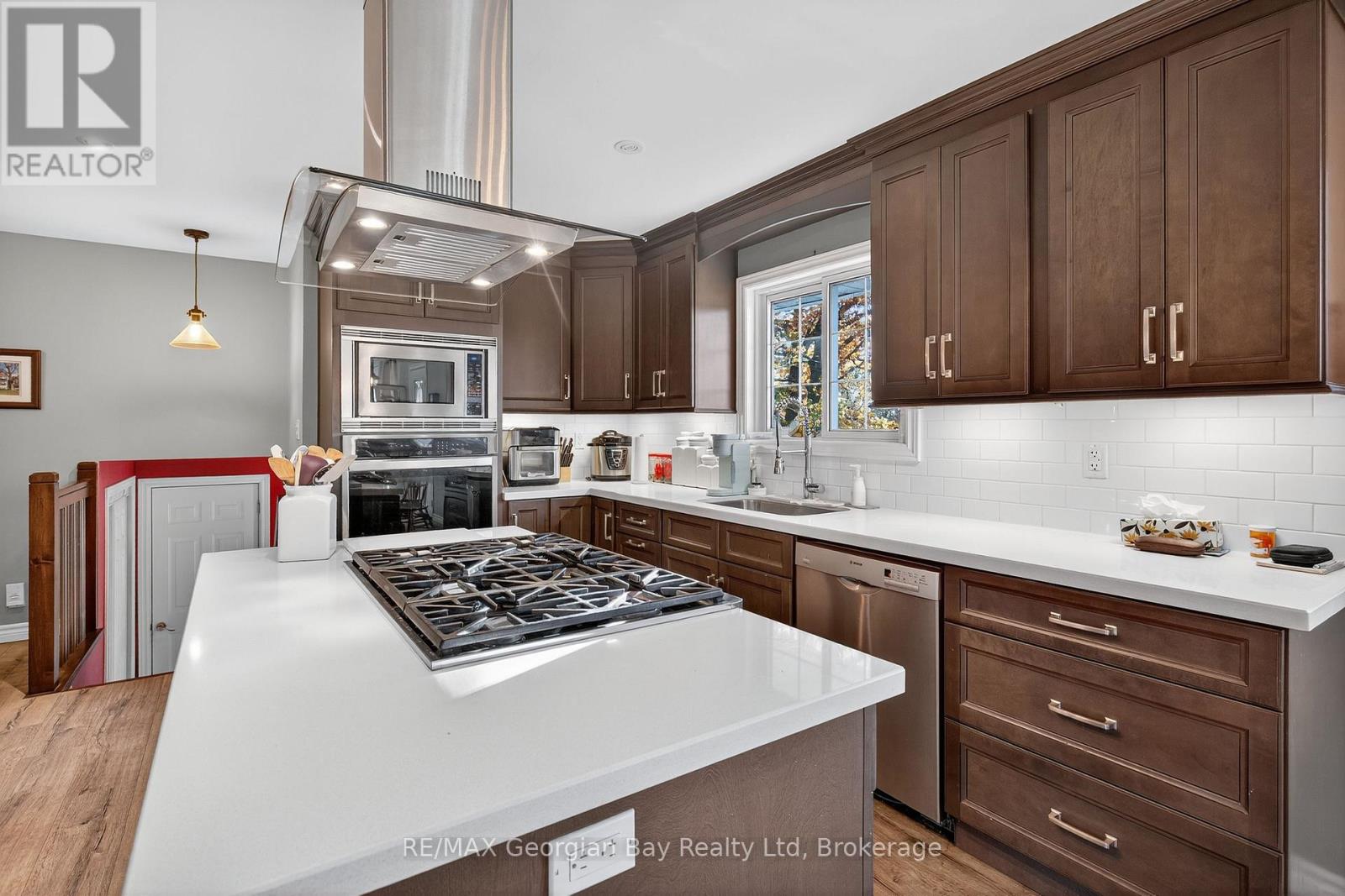 1034 Pine Grove Road, Penetanguishene, Ontario  L9M 2B5 - Photo 10 - S13056360