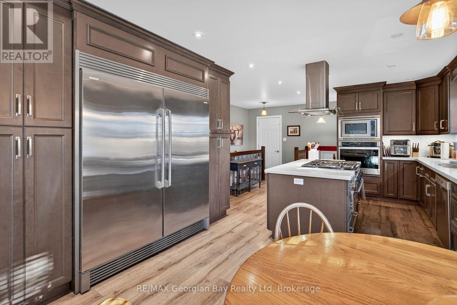 1034 Pine Grove Road, Penetanguishene, Ontario  L9M 2B5 - Photo 8 - S13056360