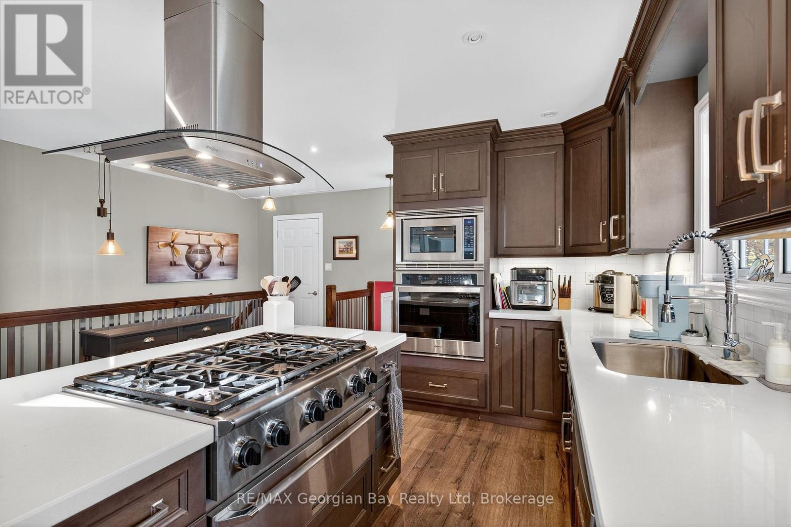 1034 Pine Grove Road, Penetanguishene, Ontario  L9M 2B5 - Photo 9 - S13056360