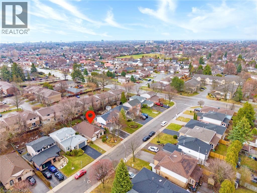 22 Novoco Drive, Hamilton, Ontario  L9C 7E8 - Photo 4 - 40825098