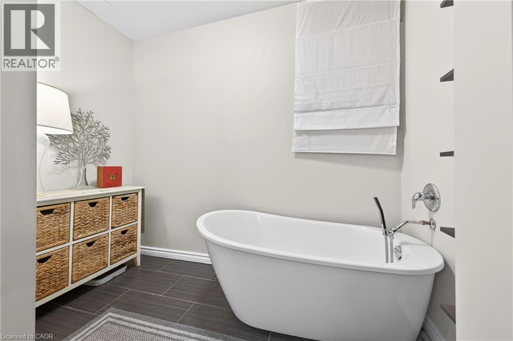 22 Novoco Drive, Hamilton, Ontario  L9C 7E8 - Photo 26 - 40825098