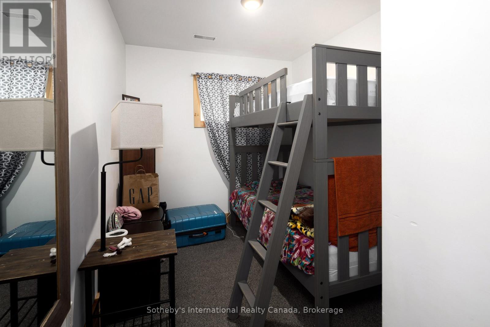 210 Arlberg Crescent, Blue Mountains, Ontario  L9Y 0M1 - Photo 26 - X13056288