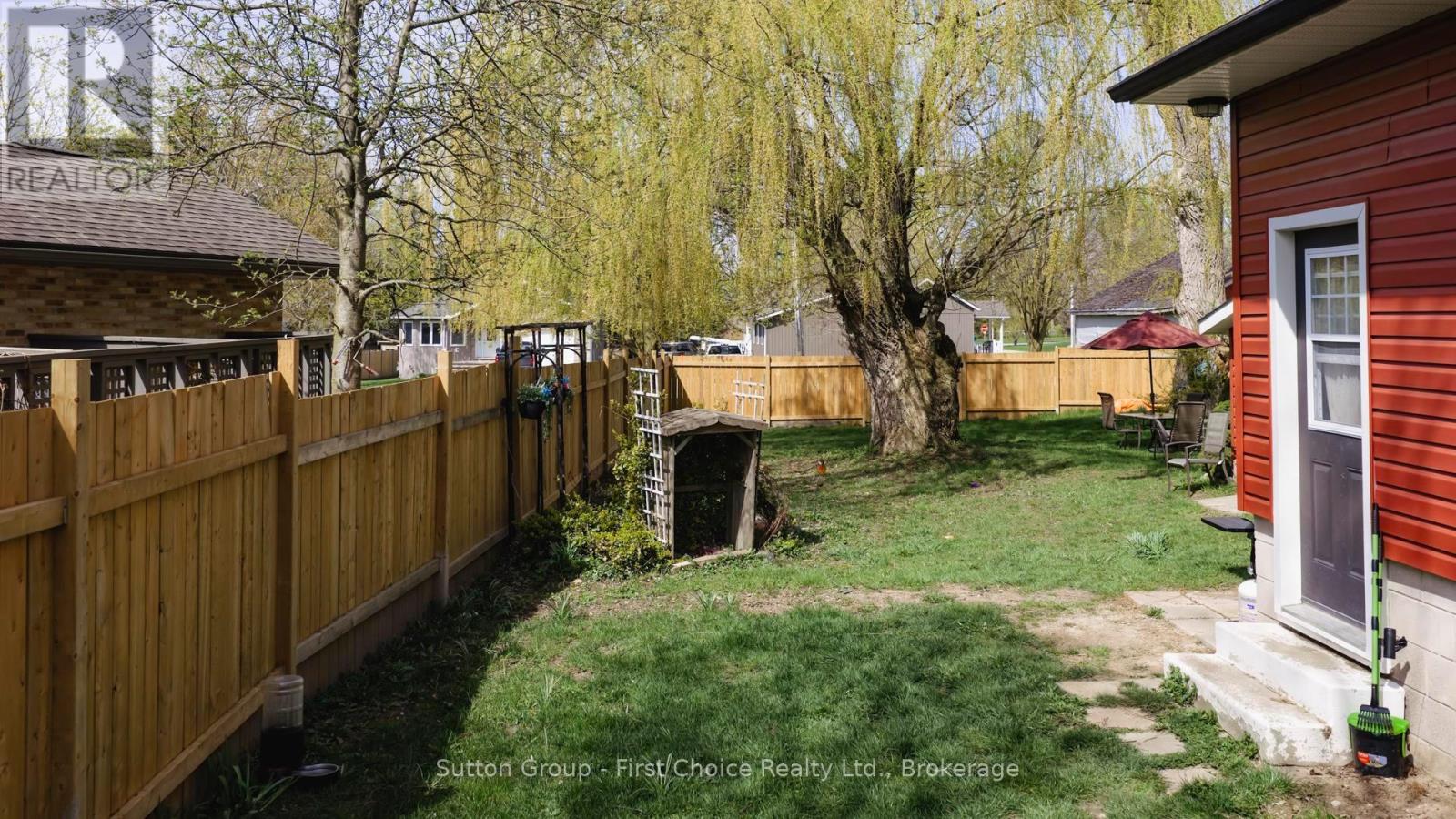 186 Alma Street, Central Huron, Ontario  N0M 1L0 - Photo 5 - X13056308