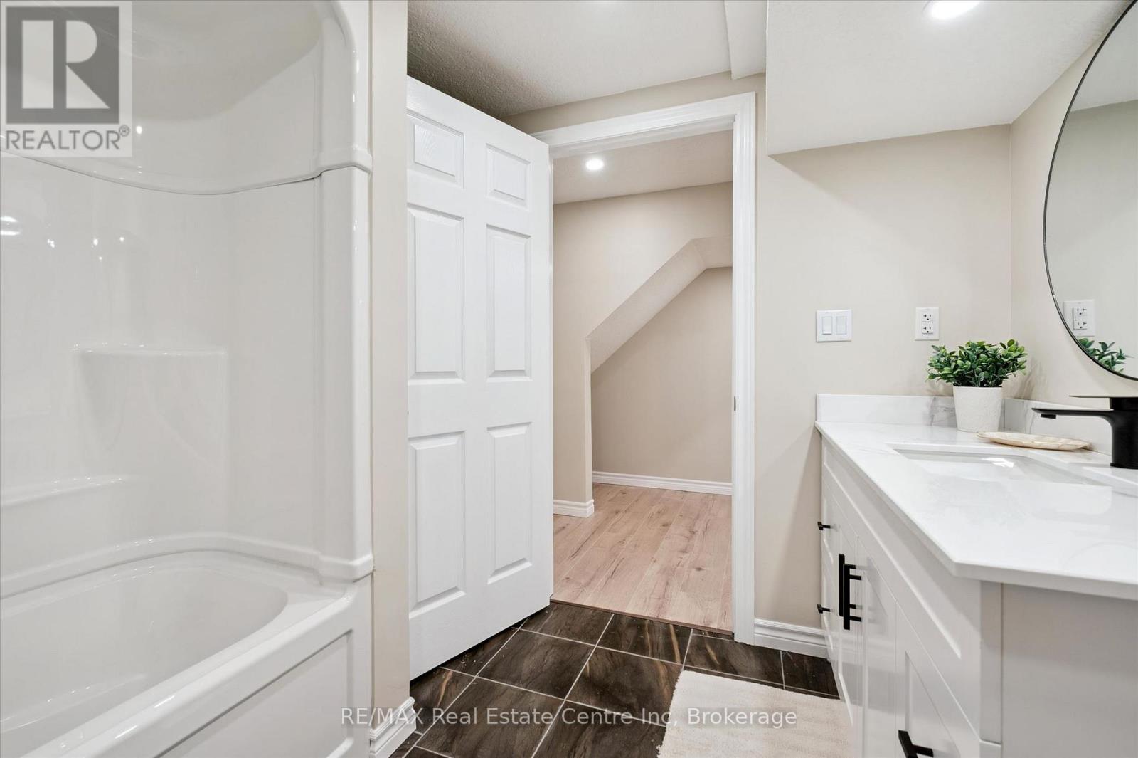 556 Black Street, Centre Wellington, Ontario  N1M 0A3 - Photo 40 - X13056362