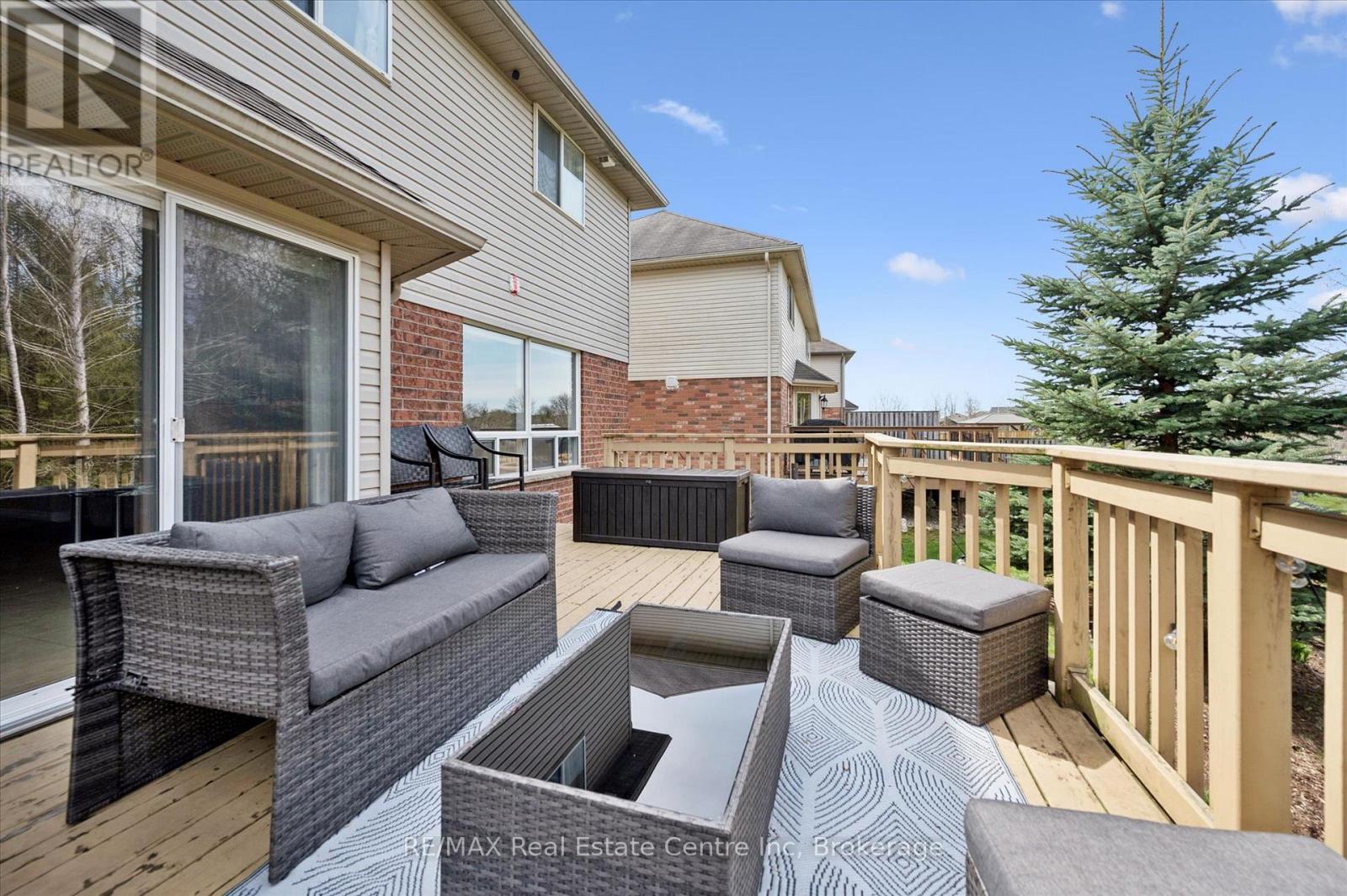 556 Black Street, Centre Wellington, Ontario  N1M 0A3 - Photo 41 - X13056362