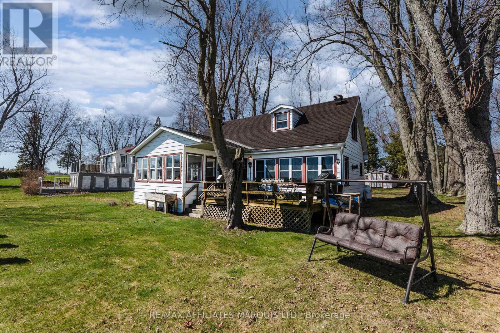 11 Hamilton Island Road, South Glengarry, Ontario  K0C 2E0 - Photo 2 - X13056306