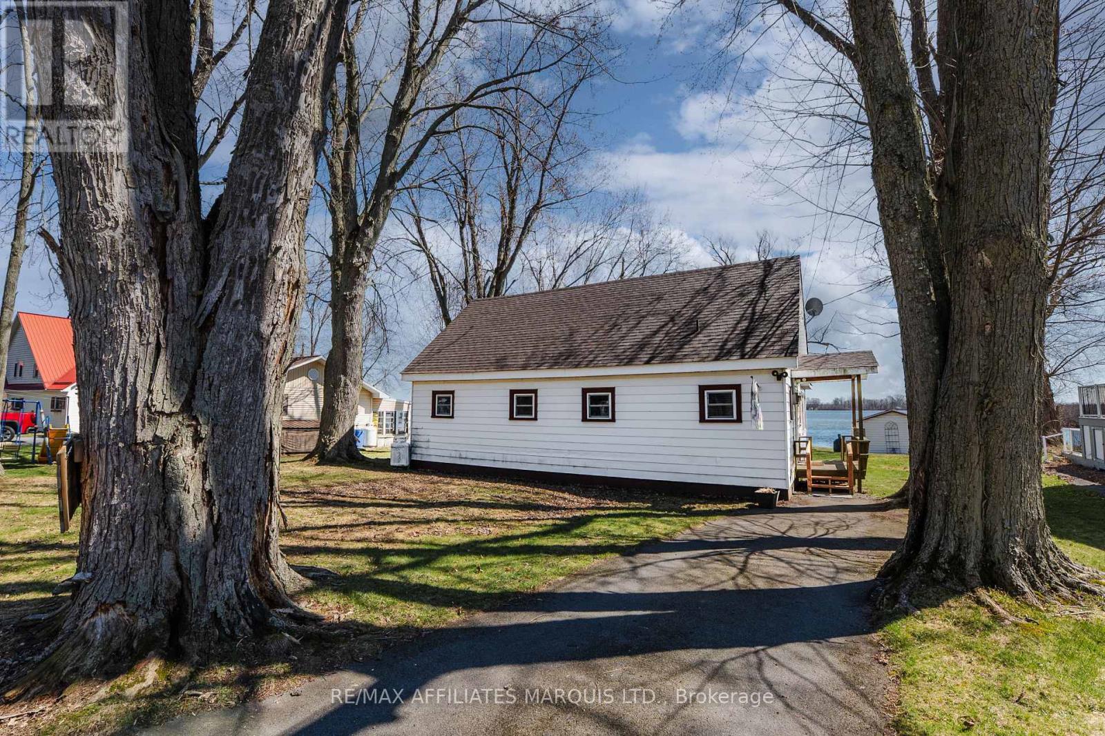 11 Hamilton Island Road, South Glengarry, Ontario  K0C 2E0 - Photo 9 - X13056306