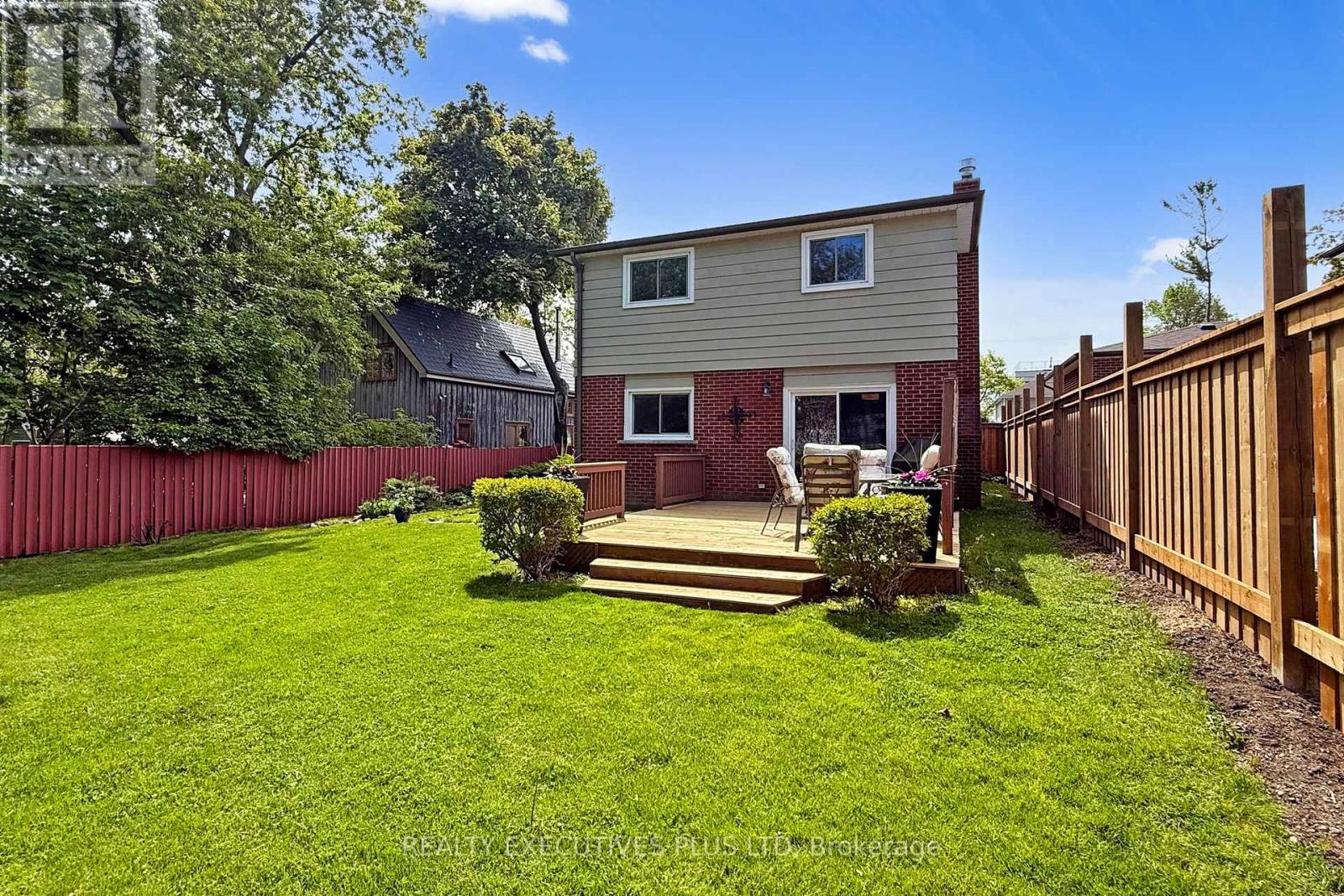 1304 Wharf Street, Pickering, Ontario  L1W 1A4 - Photo 29 - E13056254