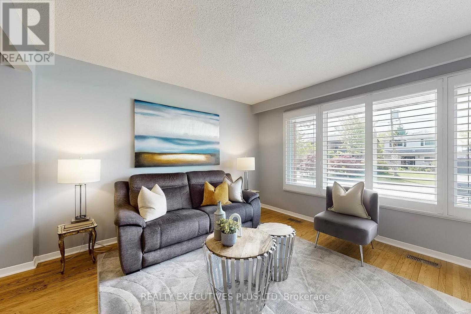 1304 Wharf Street, Pickering, Ontario  L1W 1A4 - Photo 6 - E13056254