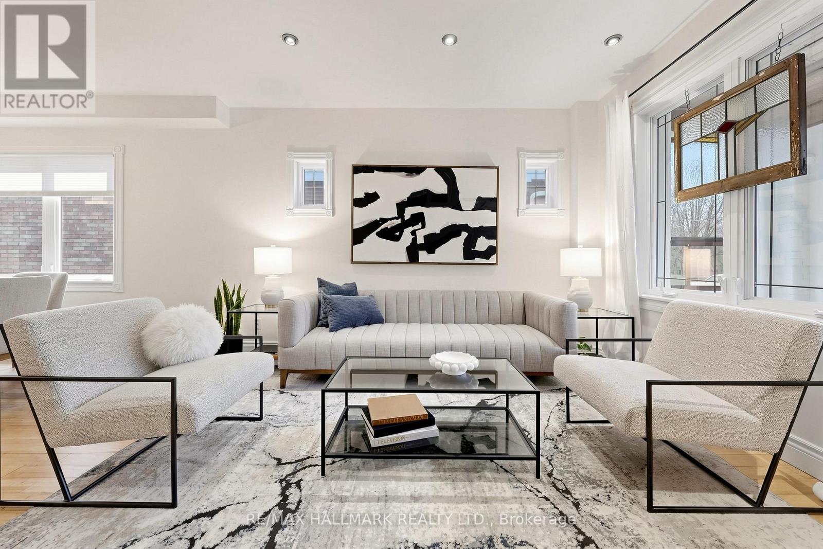 145 WILDWOOD CRESCENT, Toronto, Ontario