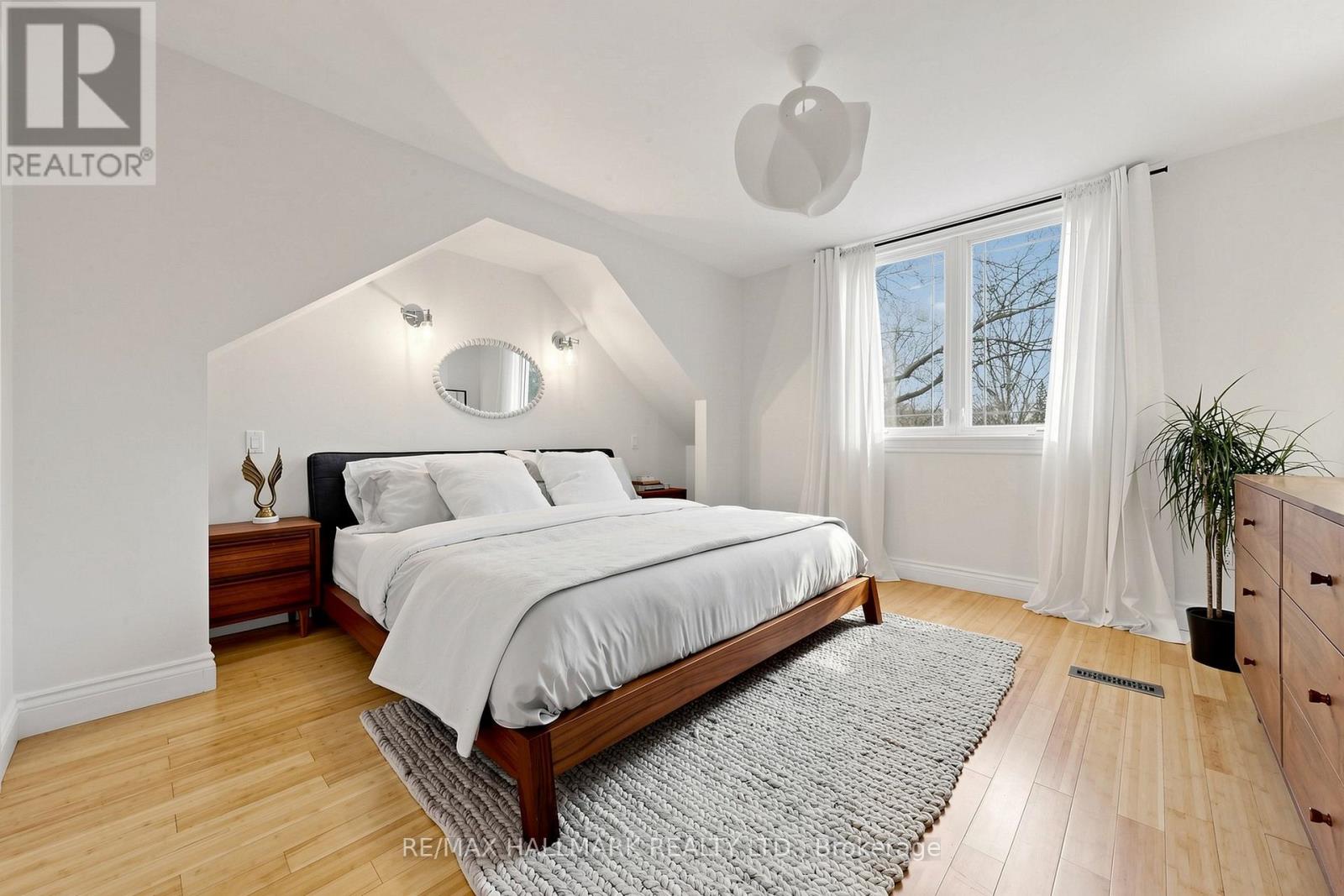 145 Wildwood Crescent, Toronto, Ontario  M4L 2K9 - Photo 17 - E13056266