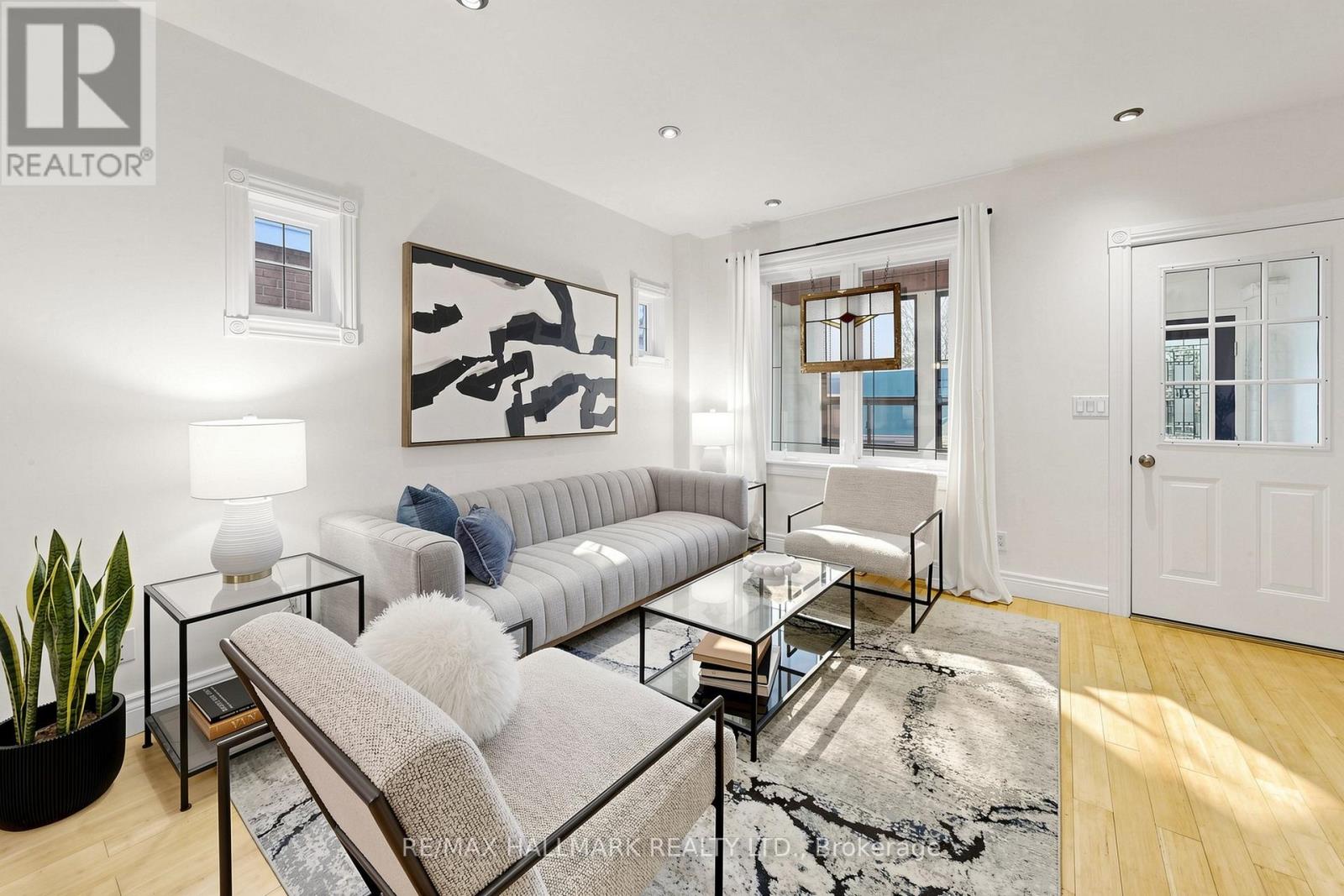 145 Wildwood Crescent, Toronto, Ontario  M4L 2K9 - Photo 5 - E13056266