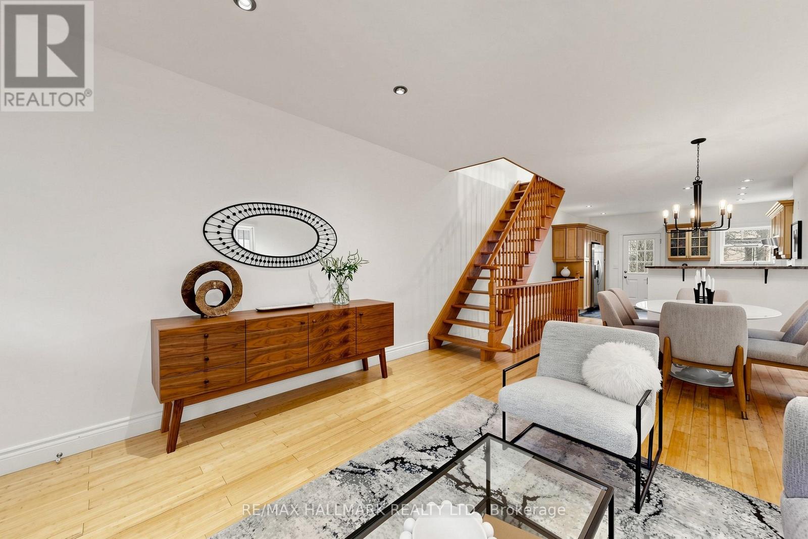 145 Wildwood Crescent, Toronto, Ontario  M4L 2K9 - Photo 6 - E13056266