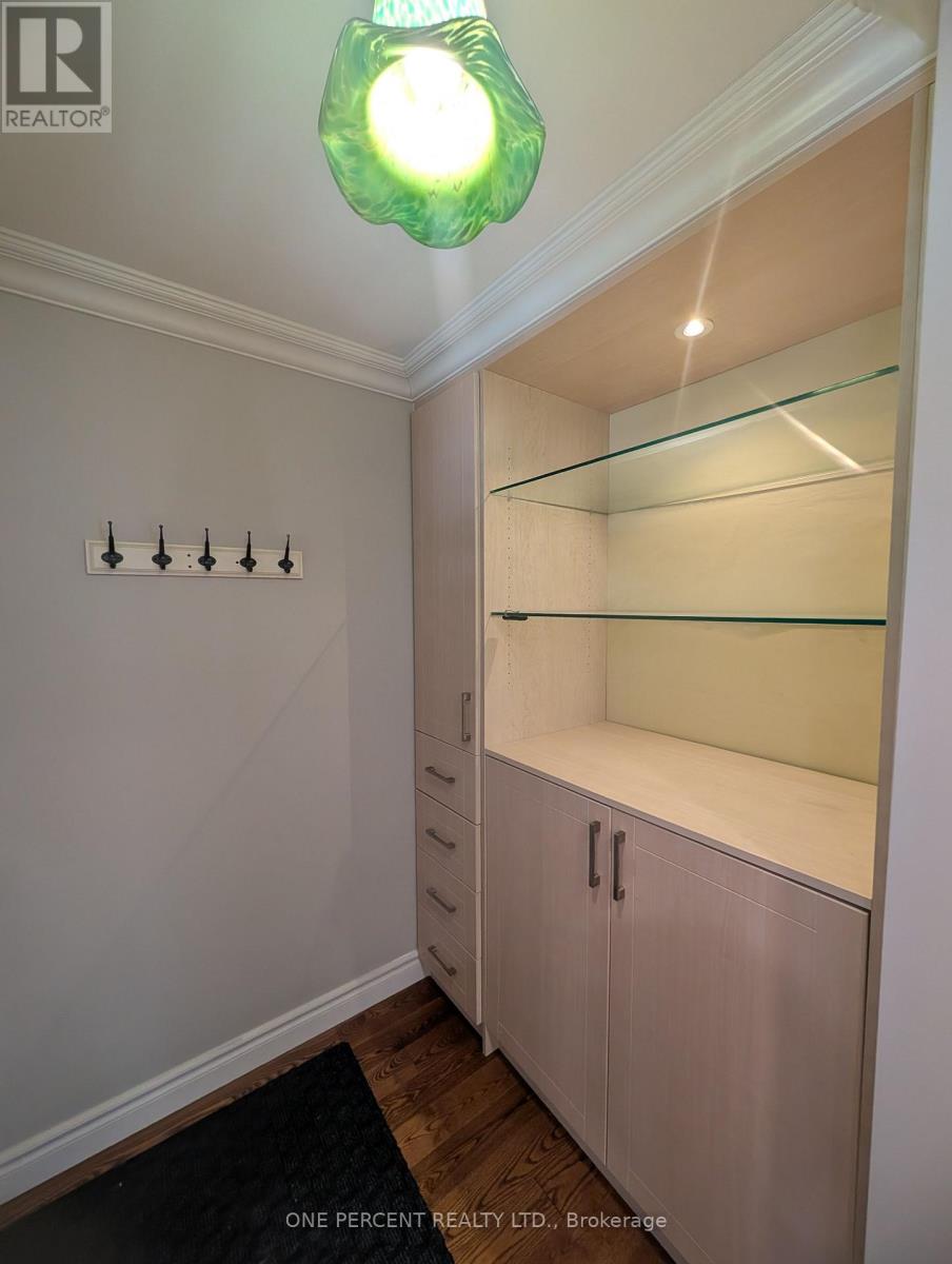 8 Historic Terrace, Toronto, Ontario  M1V 3C2 - Photo 2 - E13056268
