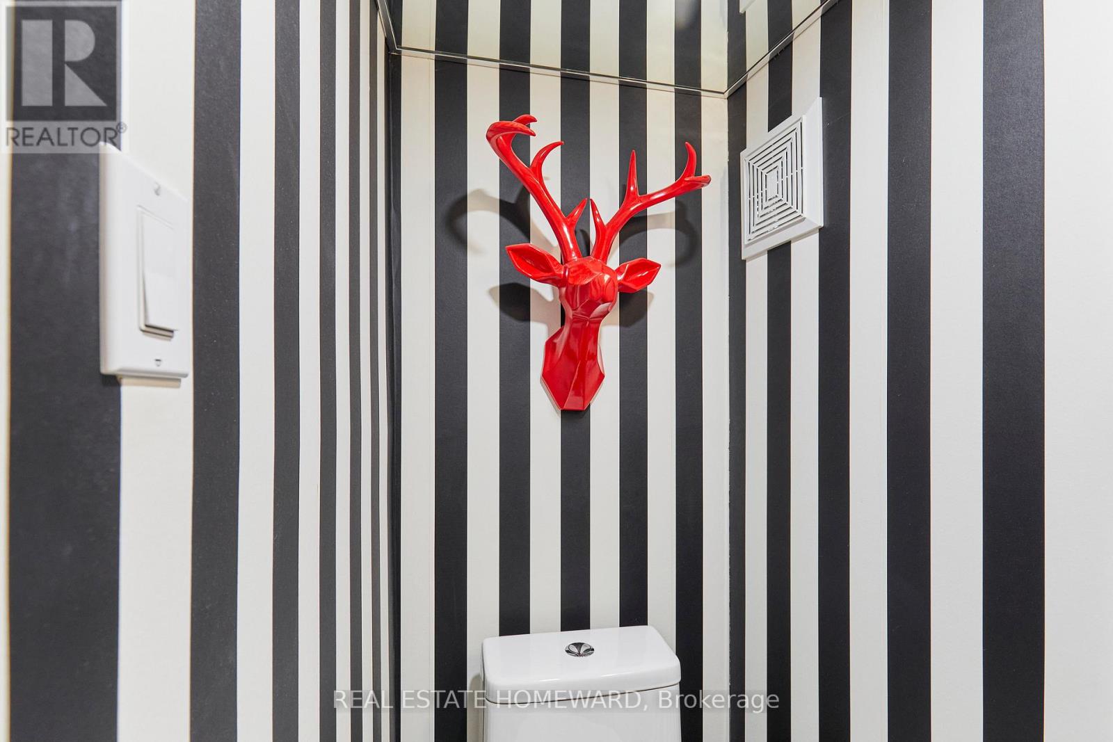 117 Edgewood Avenue, Toronto, Ontario  M4L 3H2 - Photo 38 - E13052348