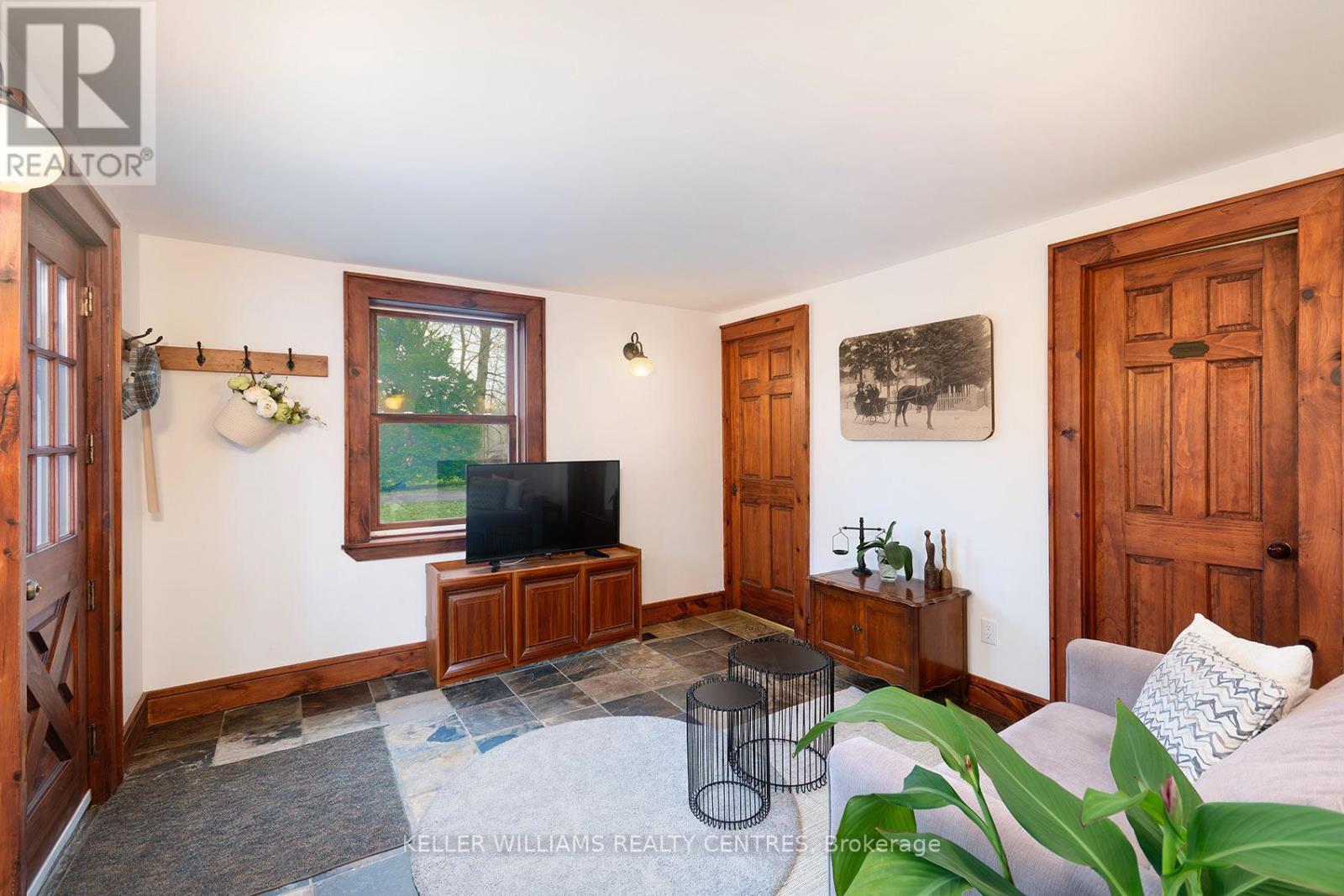 332 Main Street, King (Schomberg), Ontario  L0G 1T0 - Photo 23 - N13056252