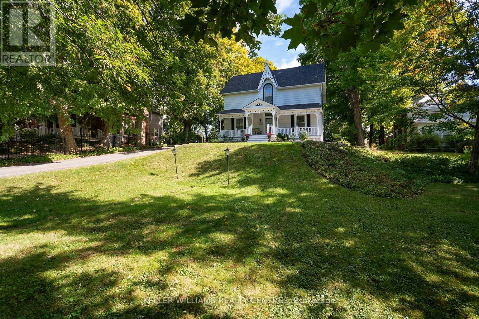 332 Main Street, King (Schomberg), Ontario  L0G 1T0 - Photo 3 - N13056252