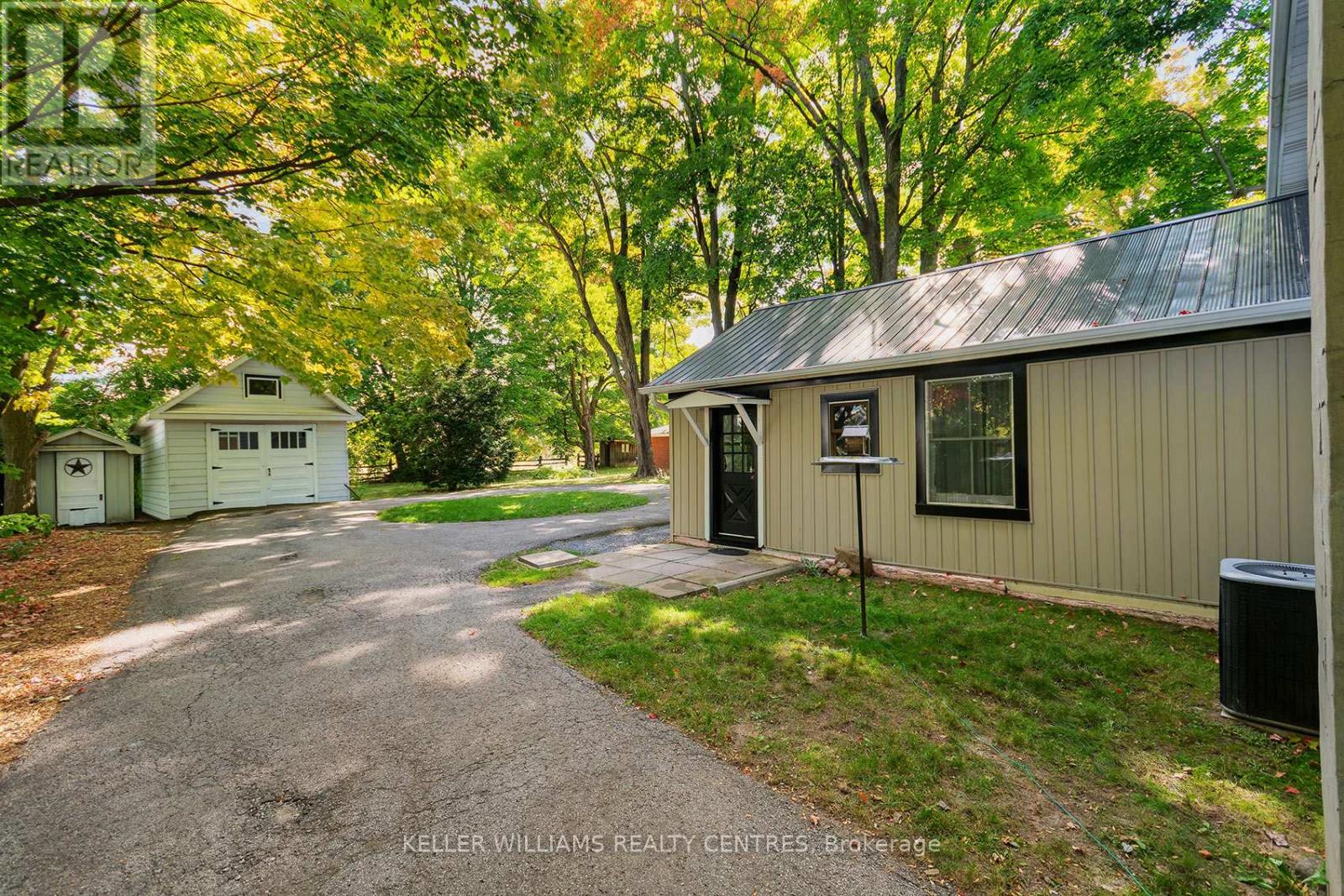 332 Main Street, King (Schomberg), Ontario  L0G 1T0 - Photo 41 - N13056252