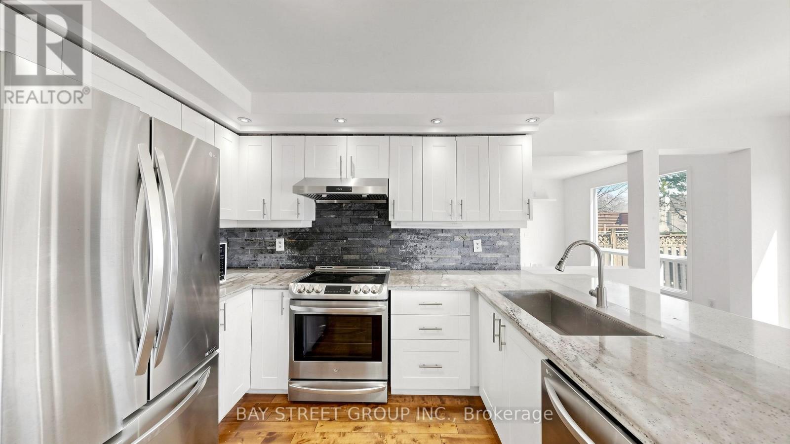 985 Linden Street, Innisfil, Ontario  L9S 1W4 - Photo 8 - N13056258