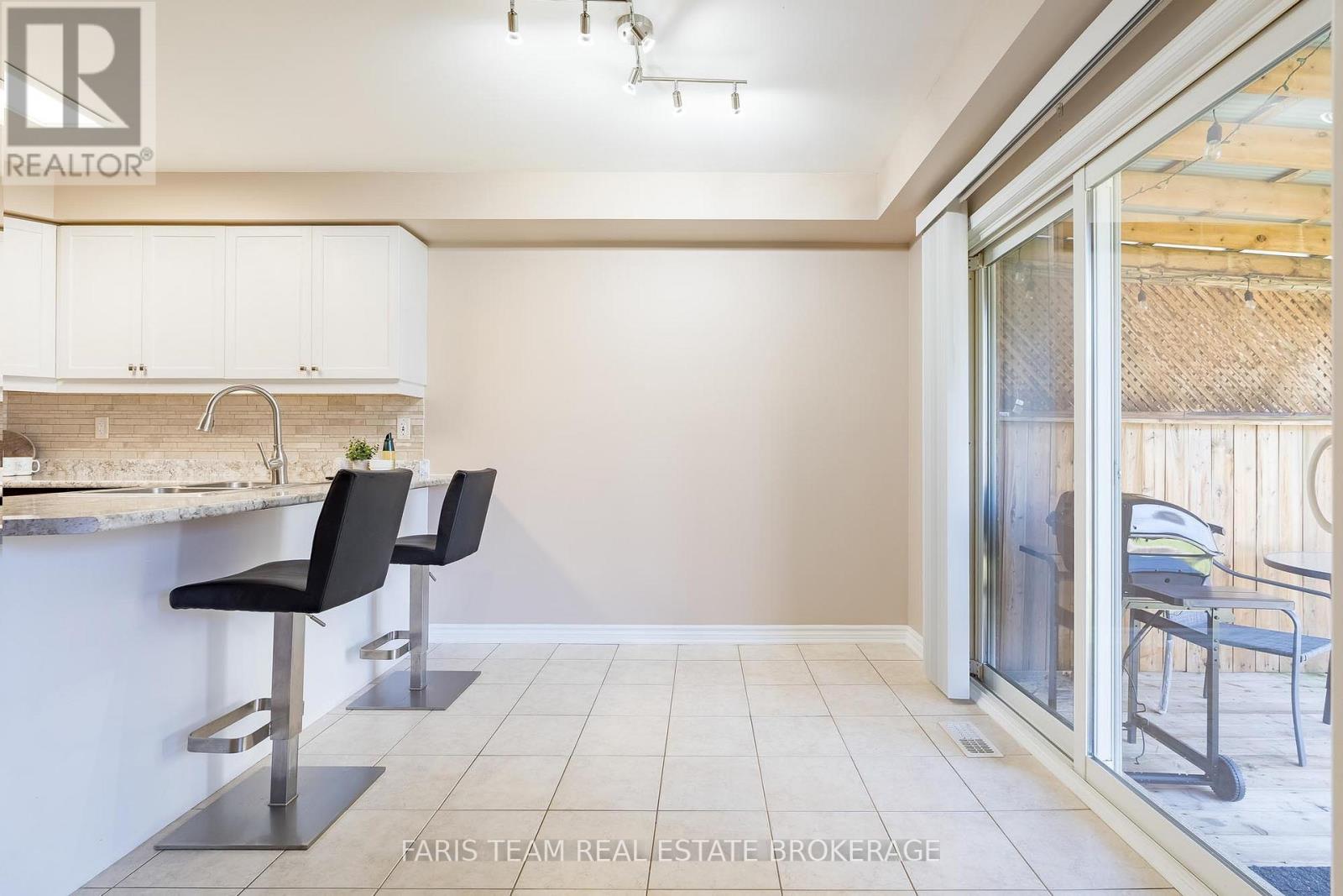 164 John W Taylor Avenue, New Tecumseth, Ontario  L9R 0E6 - Photo 13 - N13056332