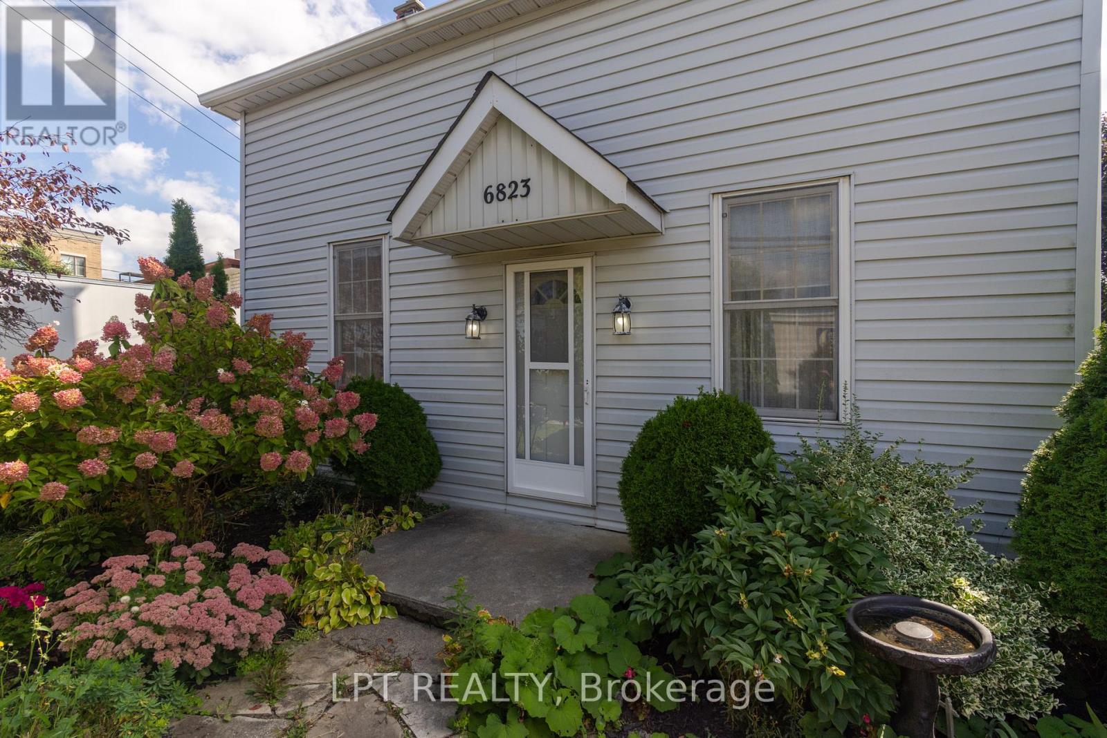 6823 MAIN STREET, Whitchurch-Stouffville, Ontario