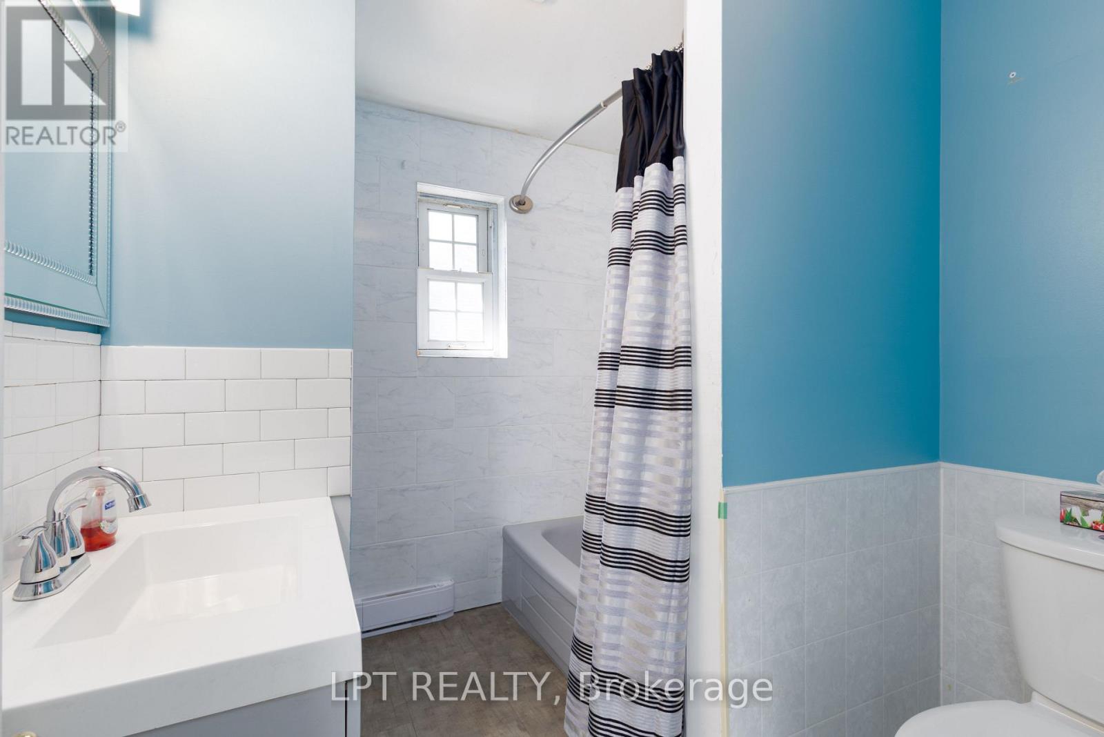 6823 Main Street, Whitchurch-Stouffville, Ontario  L4A 7G4 - Photo 23 - N13056358