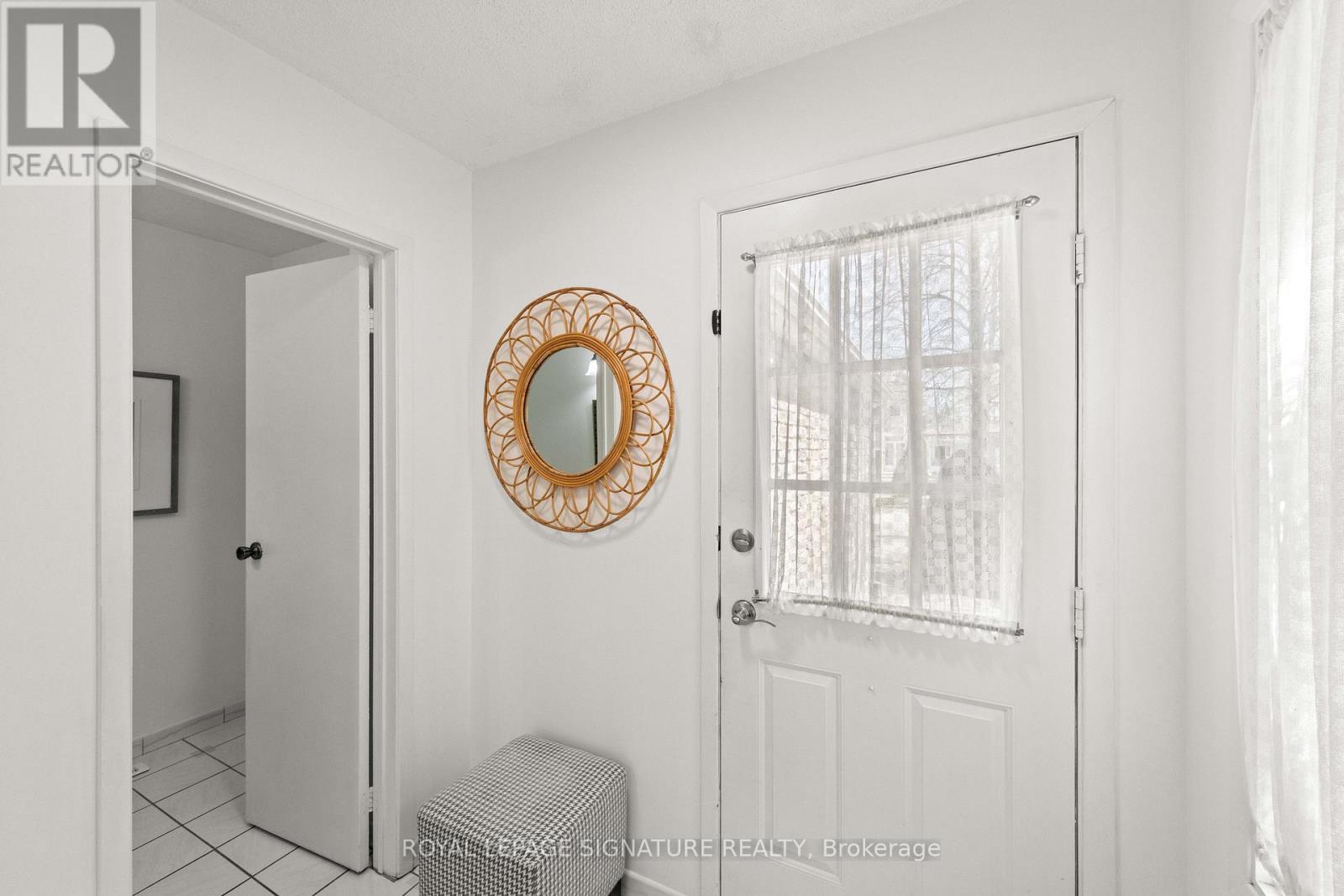 22 Madsen Crescent, Markham, Ontario  L3R 4P3 - Photo 4 - N13056366