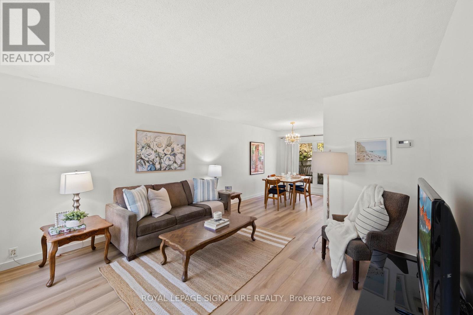 22 Madsen Crescent, Markham, Ontario  L3R 4P3 - Photo 5 - N13056366