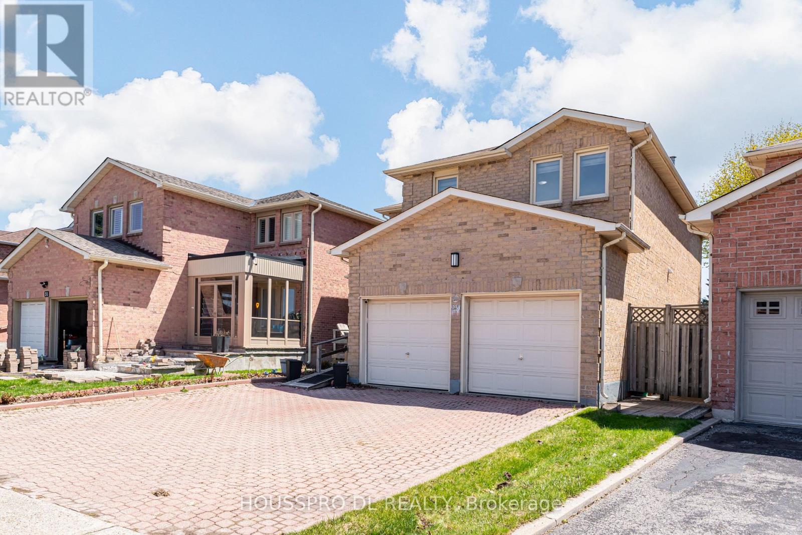 29 Westhampton Drive, Vaughan, Ontario  L4J 7H5 - Photo 3 - N13056386