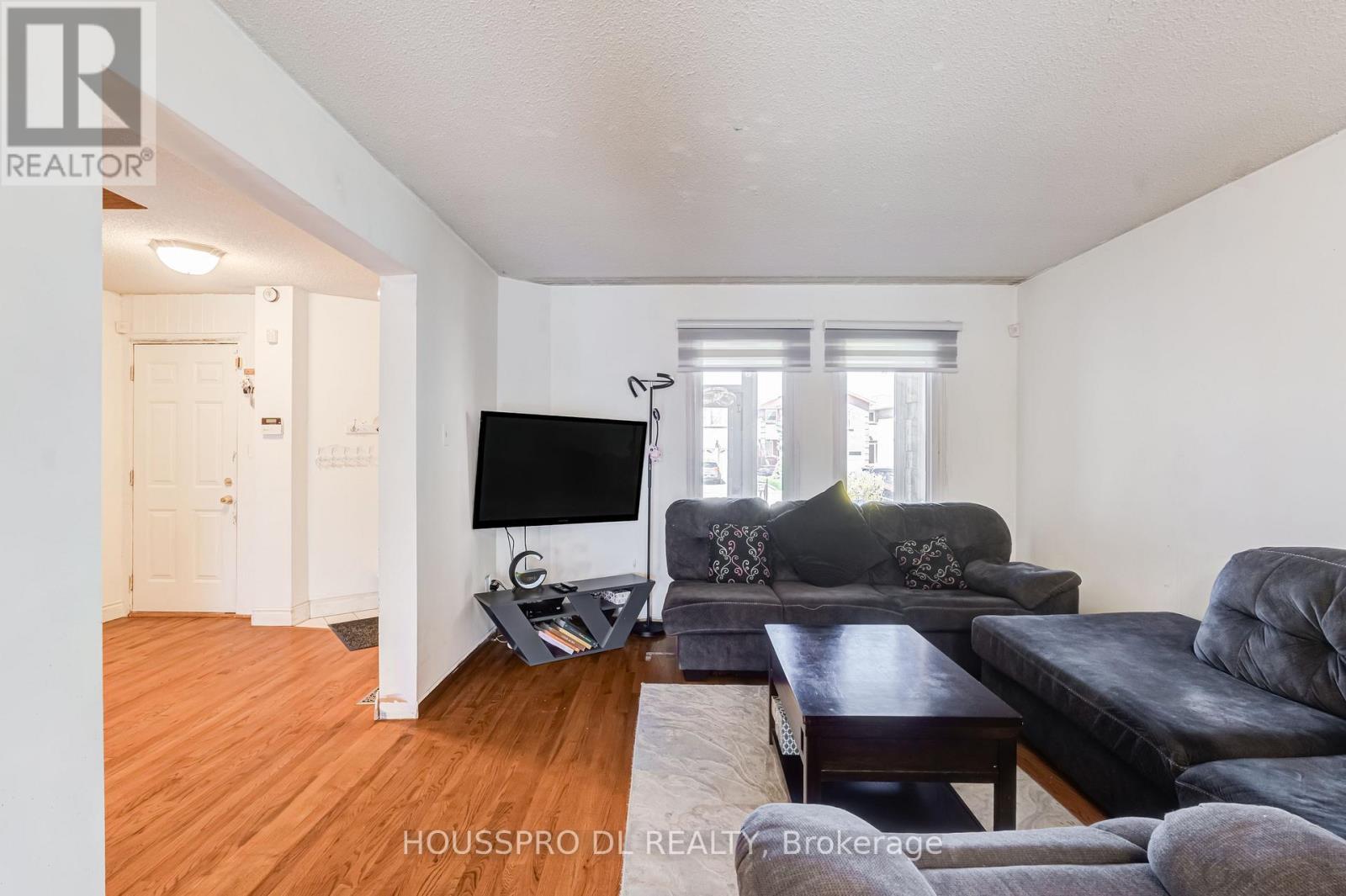 29 Westhampton Drive, Vaughan, Ontario  L4J 7H5 - Photo 8 - N13056386