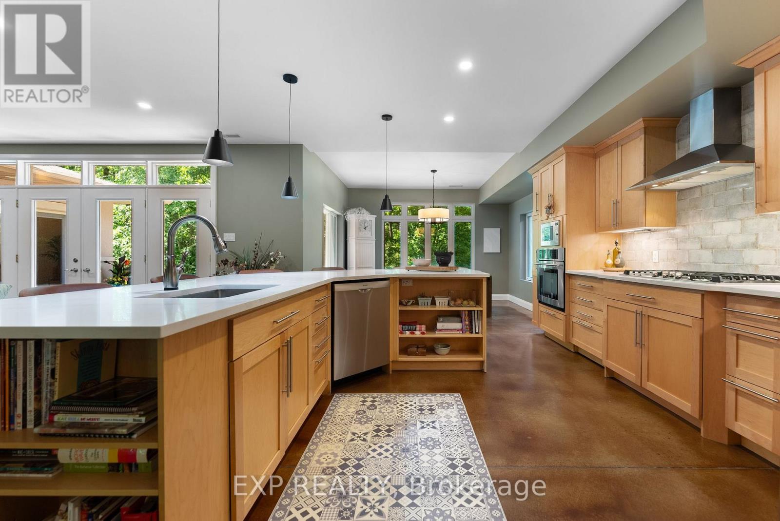 5759 Queenscourt Crescent, Ottawa, Ontario  K4M 1K3 - Photo 15 - X12795306