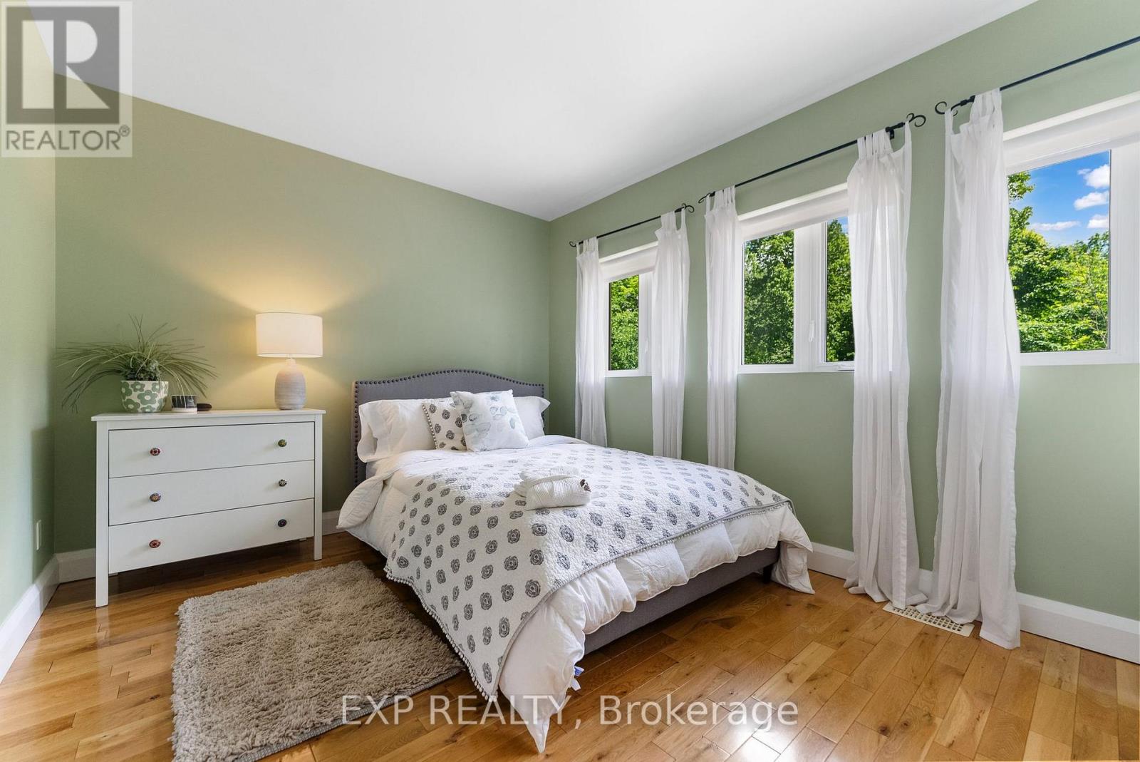 5759 Queenscourt Crescent, Ottawa, Ontario  K4M 1K3 - Photo 37 - X12795306