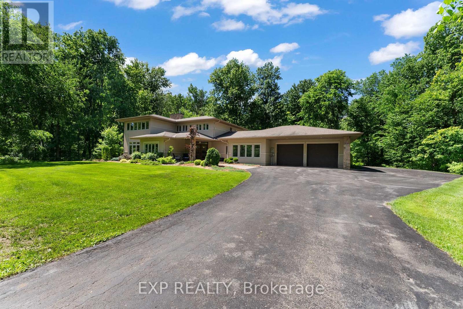 5759 Queenscourt Crescent, Ottawa, Ontario  K4M 1K3 - Photo 4 - X12795306