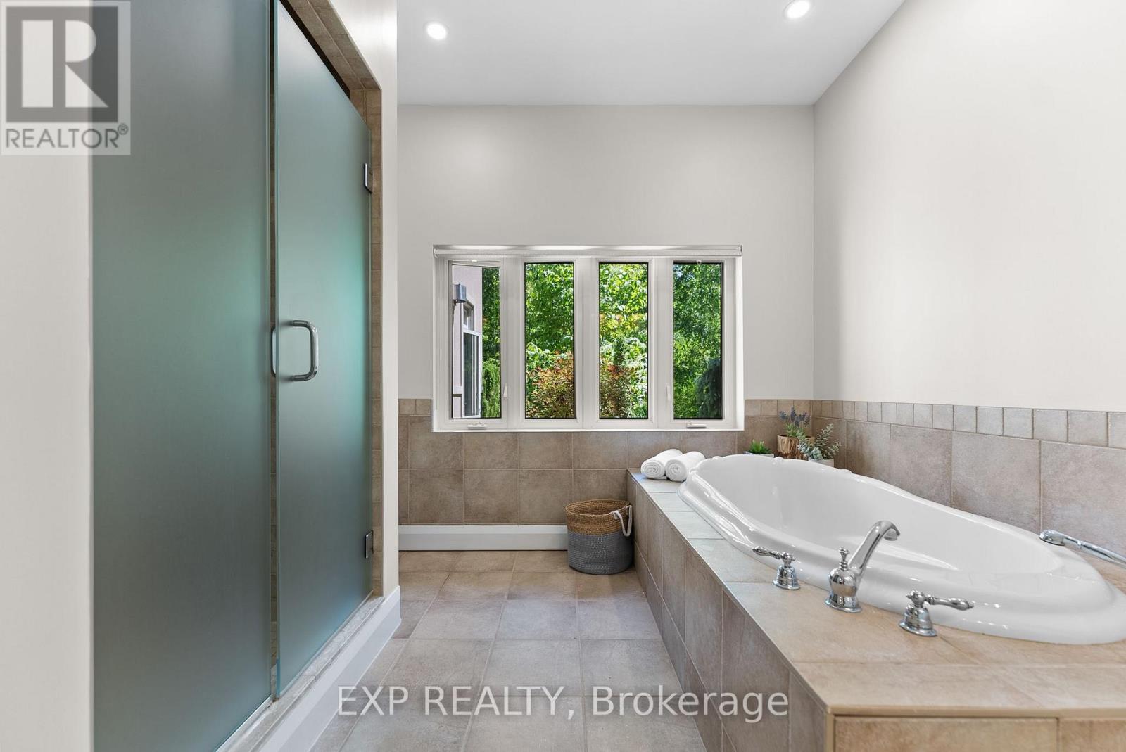 5759 Queenscourt Crescent, Ottawa, Ontario  K4M 1K3 - Photo 42 - X12795306