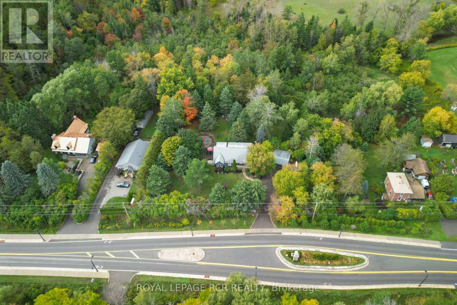 1762 Queen Street, Caledon, Ontario  L7K 2N6 - Photo 37 - W12429238