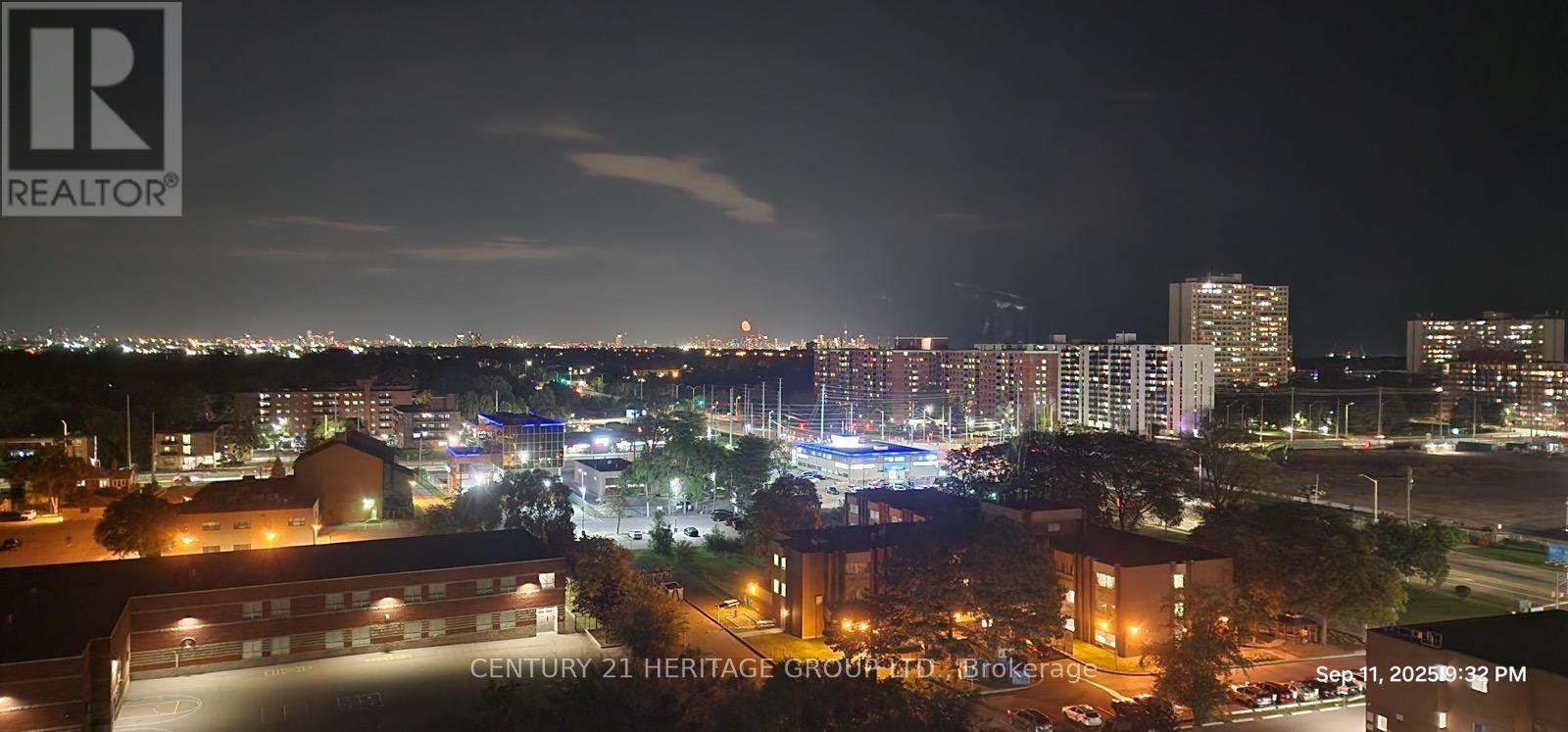 1408 - 2323 Confederation Parkway, Mississauga, Ontario  L5B 1R6 - Photo 11 - W13055714