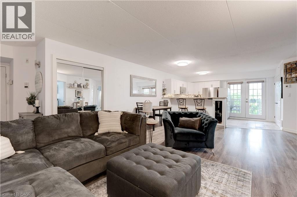 1800 Walkers Line Unit# 302, Burlington, Ontario  L7M 4V2 - Photo 3 - 40824982