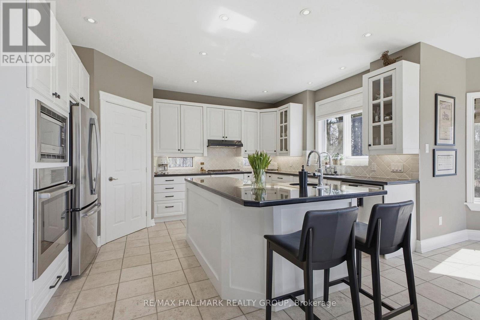 1518 Monaghan Lane, Ottawa, Ontario  K2W 1B4 - Photo 19 - X13047170