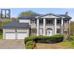 10 FIELDSTONE Circle, Brantford, Ontario