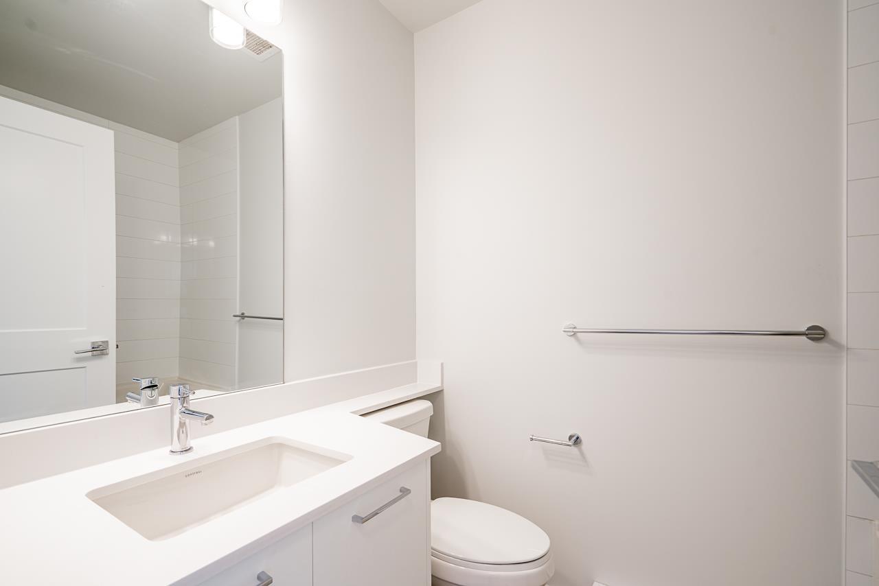 201 3315 148 Street, Surrey, British Columbia  V4P 0H5 - Photo 21 - R3115566