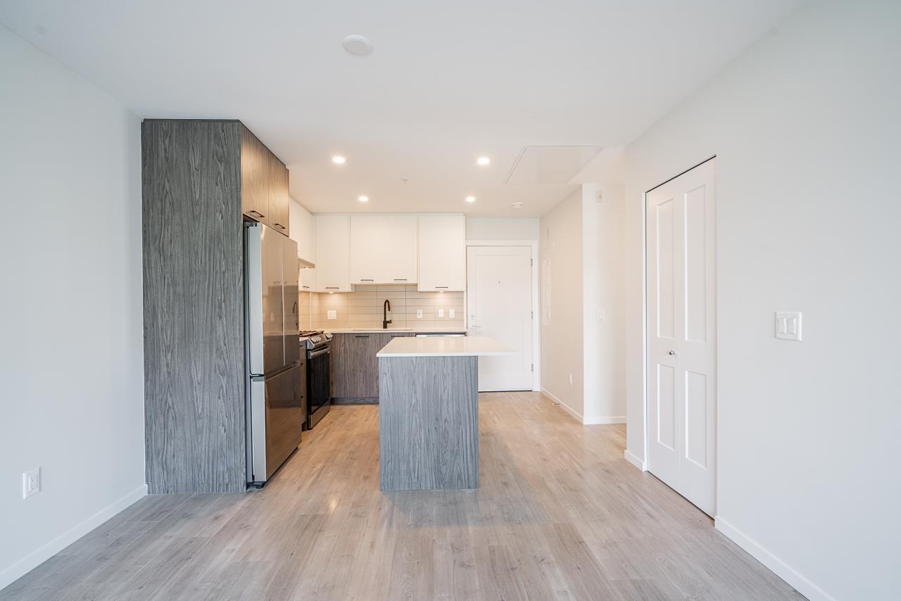 201 3315 148 Street, Surrey, British Columbia  V4P 0H5 - Photo 8 - R3115566