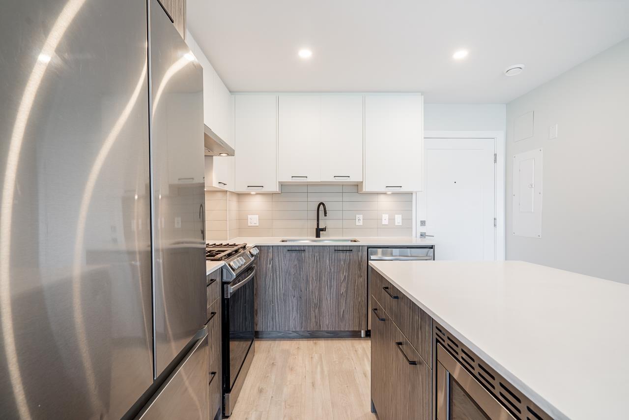 201 3315 148 Street, Surrey, British Columbia  V4P 0H5 - Photo 9 - R3115566