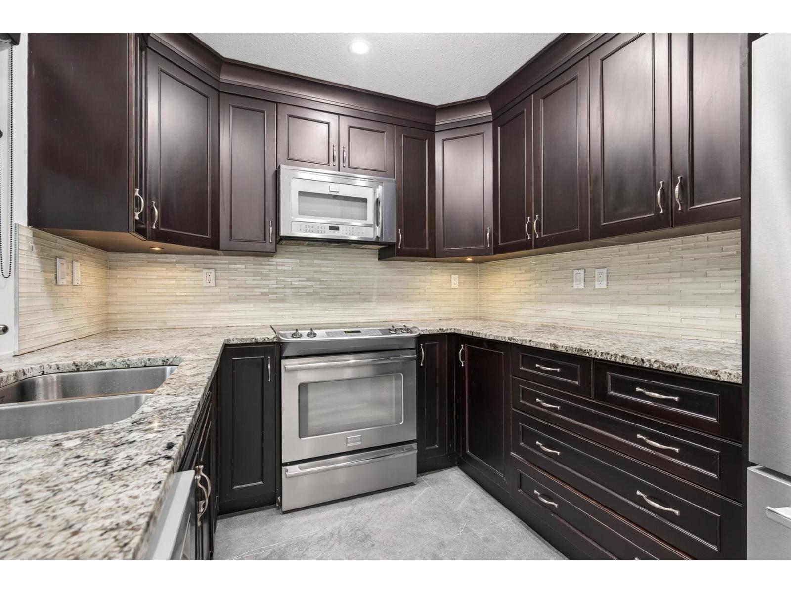 2359 Harper Drive, Abbotsford, British Columbia  V3G 2B2 - Photo 6 - R3116177