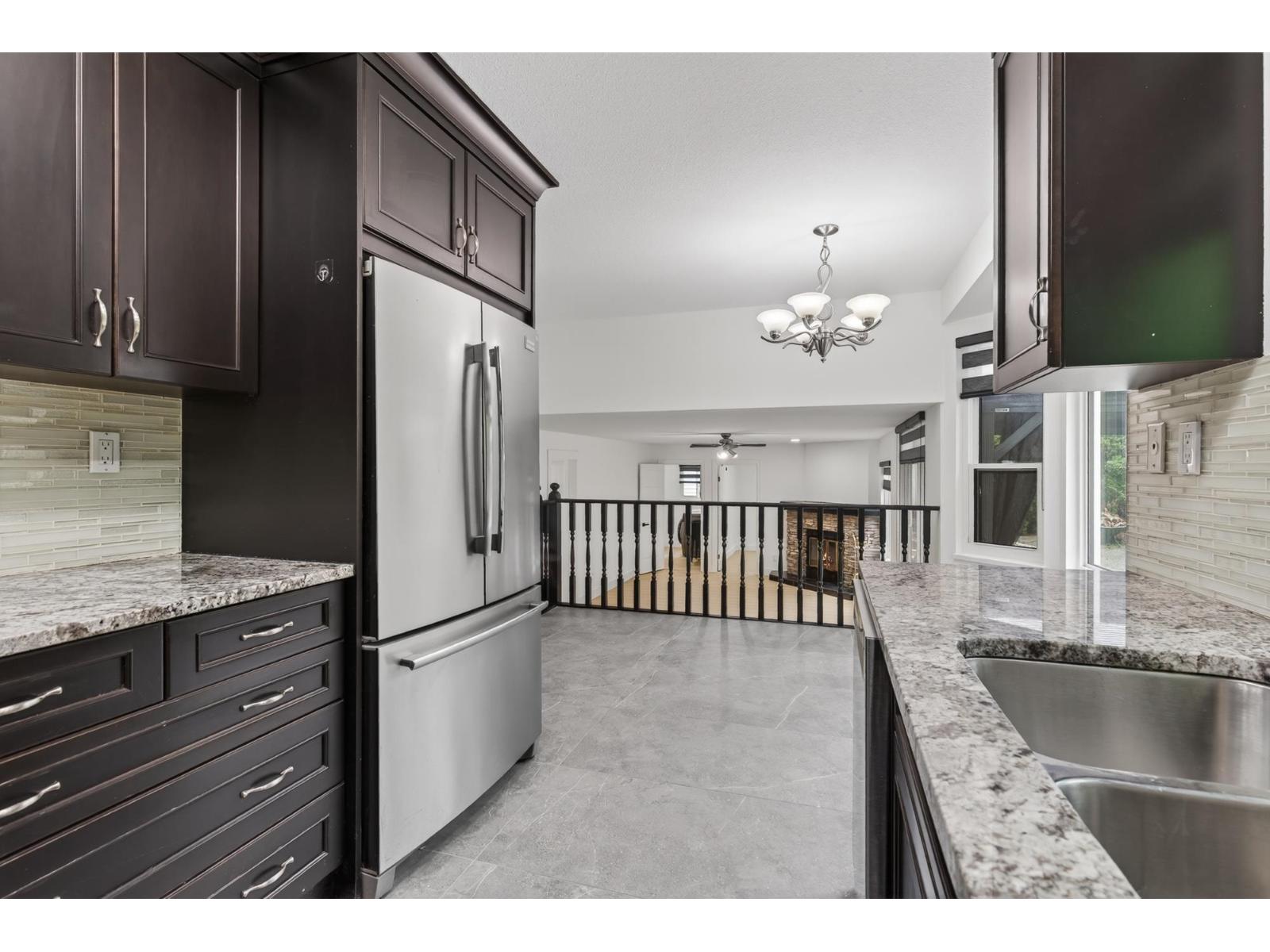 2359 Harper Drive, Abbotsford, British Columbia  V3G 2B2 - Photo 8 - R3116177