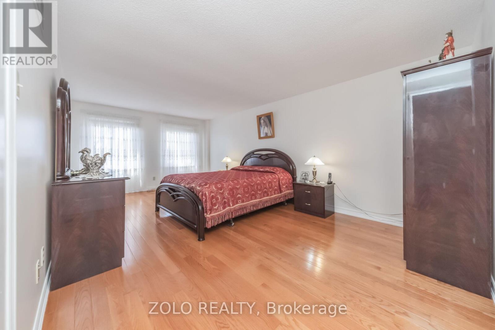 19 Hodgson Street, Brampton, Ontario  L6Y 3G8 - Photo 11 - W13056296